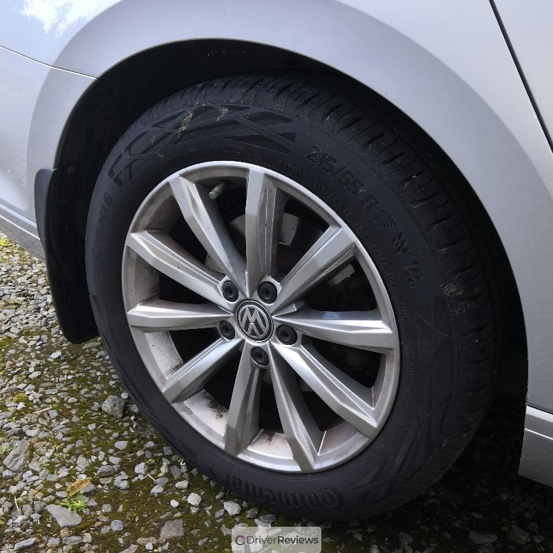 Image #1; Continental EcoContact 6, 215/55 R17 W; Volkswagen Passat