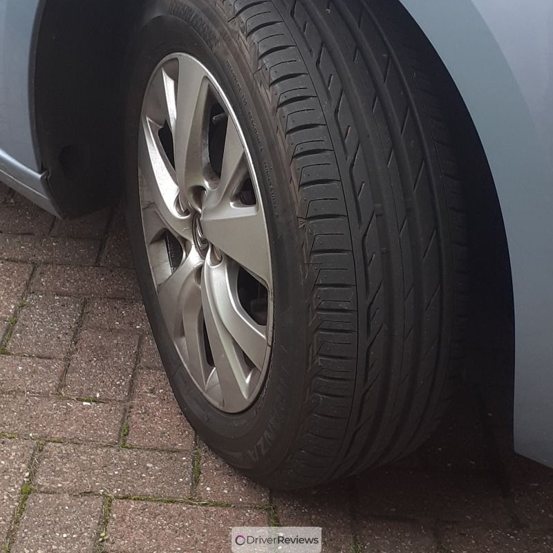 Image #2; Bridgestone Turanza T001, 205/60 R16 H; Citroen C4 Picasso