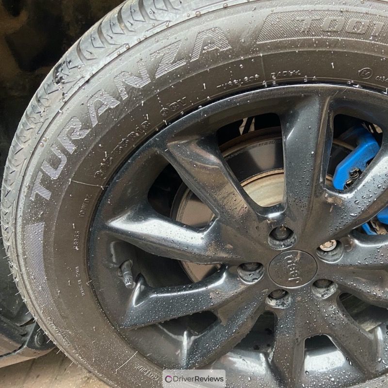 Image #3; Bridgestone Turanza T001, 225/55 R18 V; Jeep Cherokee