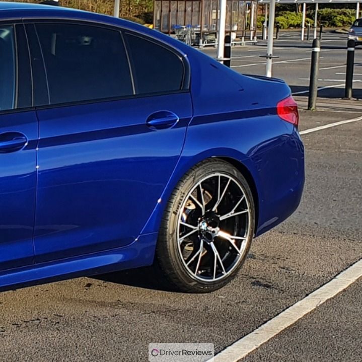 Image #1; Pirelli P Zero (PZ4), 285/35 R20 Y; BMW M5