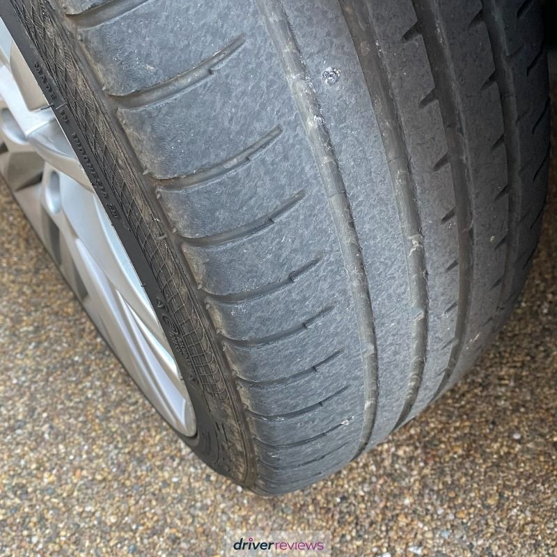 Image #3; Accelera Phi, 235/40 R19 Y; Skoda Superb