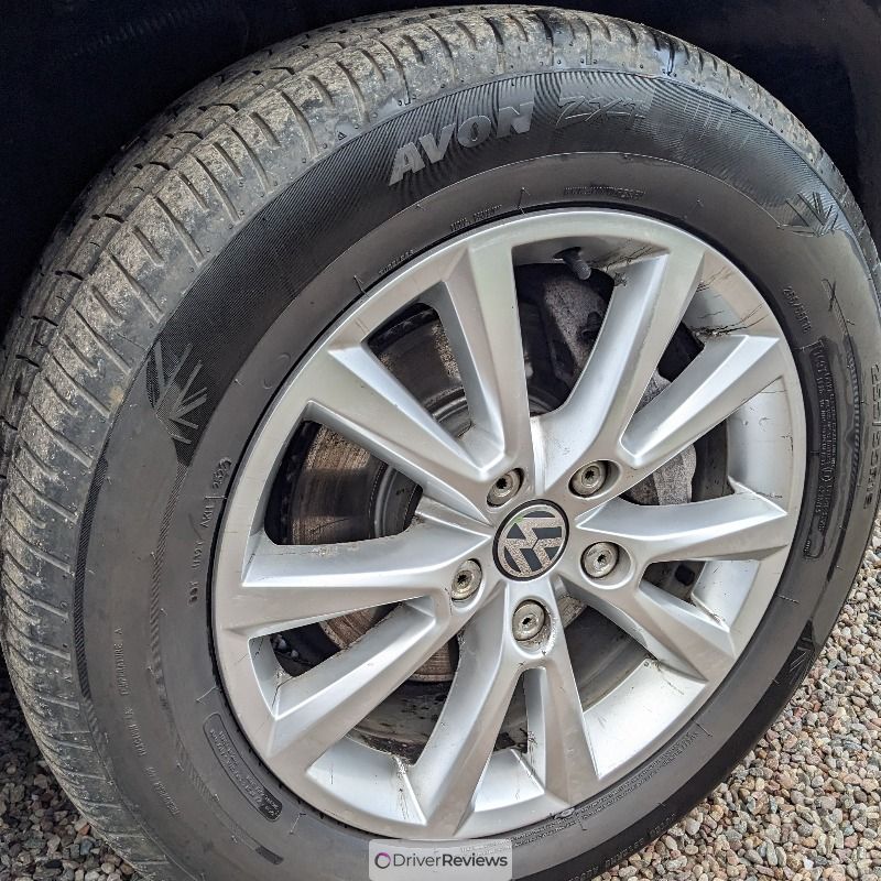 Image #2; Avon ZX7, 255/55 R18 Y; Volkswagen Touareg