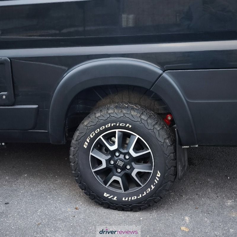 BFGoodrich All Terrain T/A KO2 225/75 R16 115S | DriverReviews.es