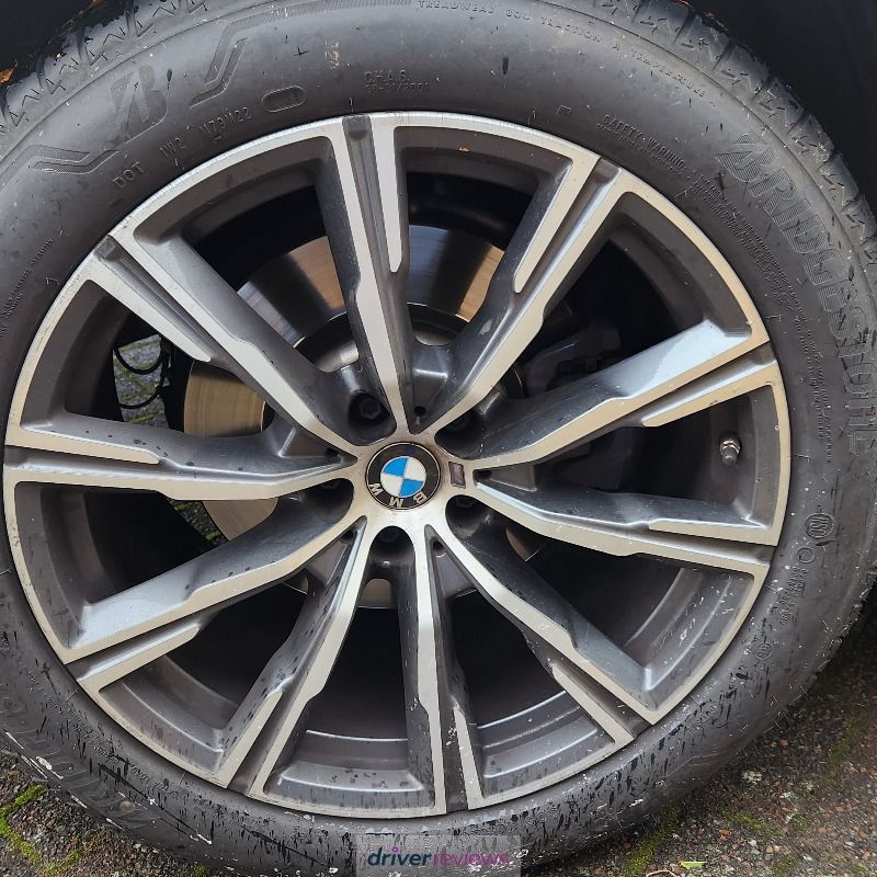 Bridgestone Alenza 001 275/40 R20 at Blackcircles.com
