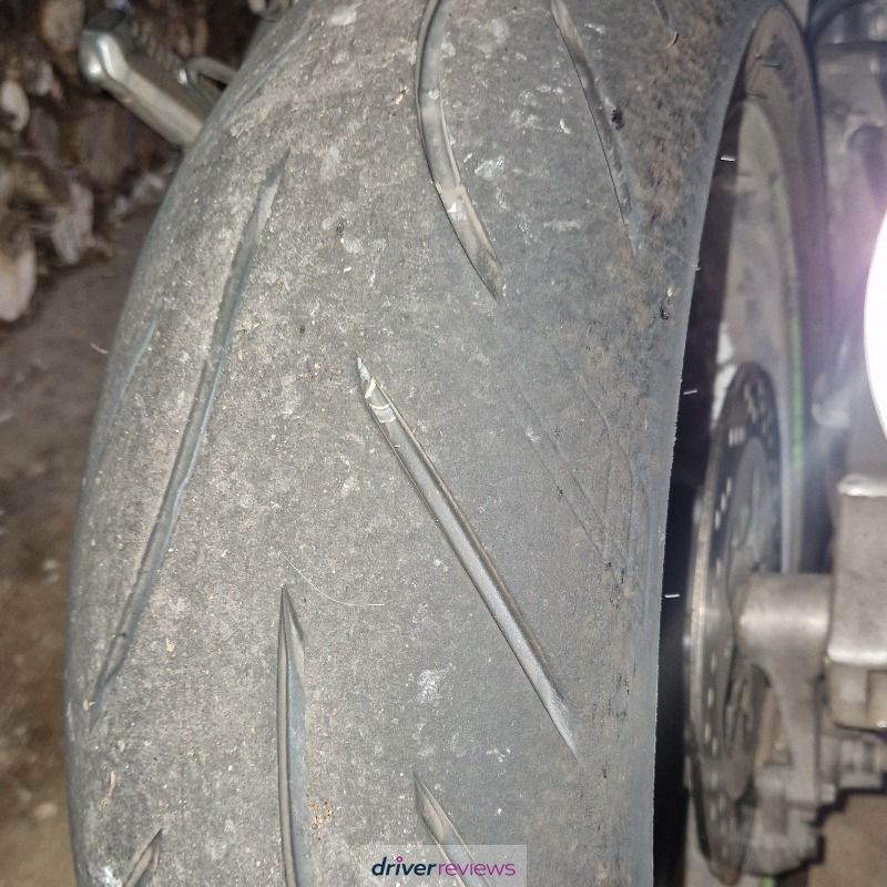 Image #1; Bridgestone Battlax S21, 120/70 R17 W; Suzuki GSF 1250 Bandit