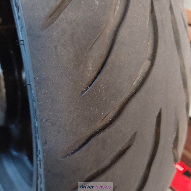 Image #7; Bridgestone BATTLAX T32, 160/60 R17 W;  