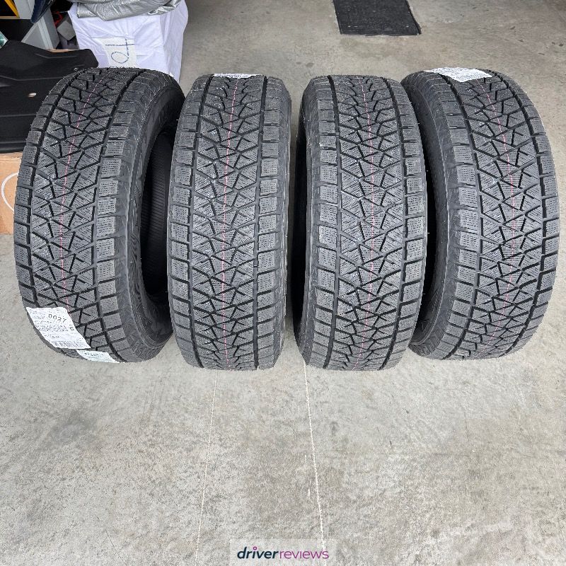 BRIDGESTONE Blizzak DM-V2 BSW 225/65 R17 102S tires | Blackcircles.ca