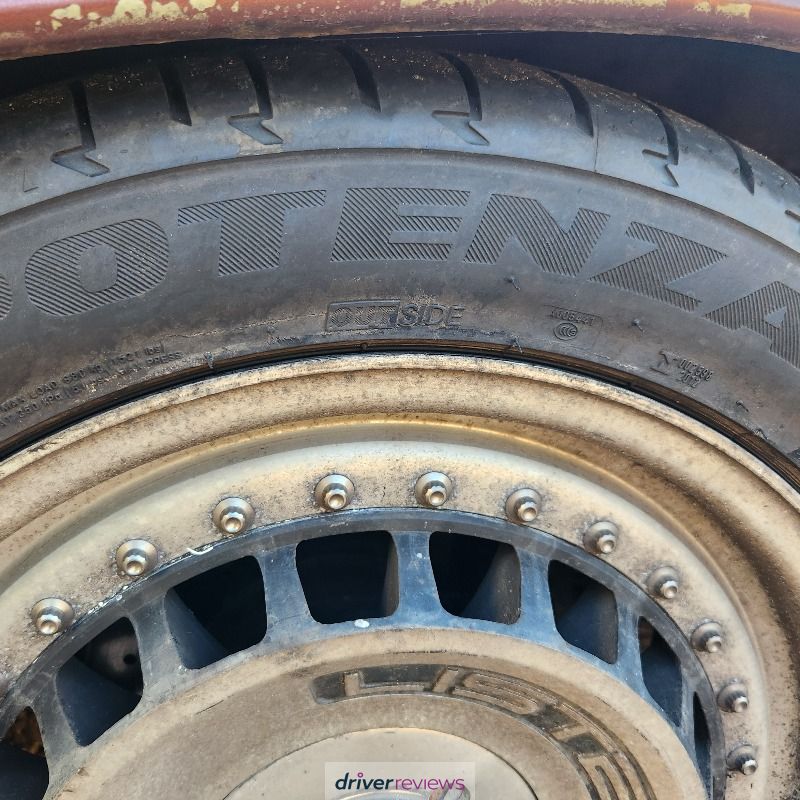 Image #2; Bridgestone Potenza S001, 245/45 R17 Y; Jaguar XJS