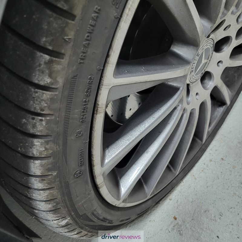 Image #6; Bridgestone Potenza S001, 255/35 R19 Y; Mercedes-Benz E-Class