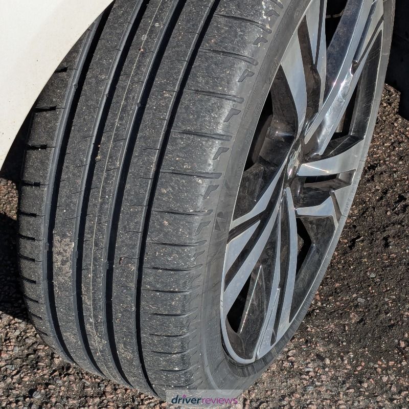 Bridgestone Potenza Sport 215/45 R18 at Blackcircles.com