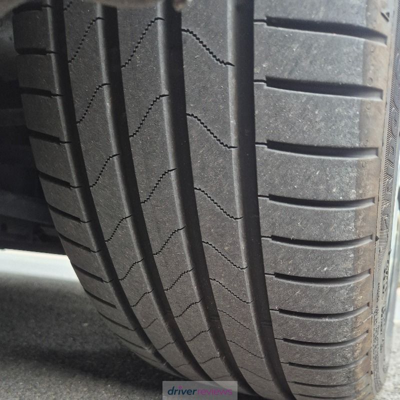Image #3; Bridgestone Turanza 6, 225/40 R18 Y; SEAT Leon