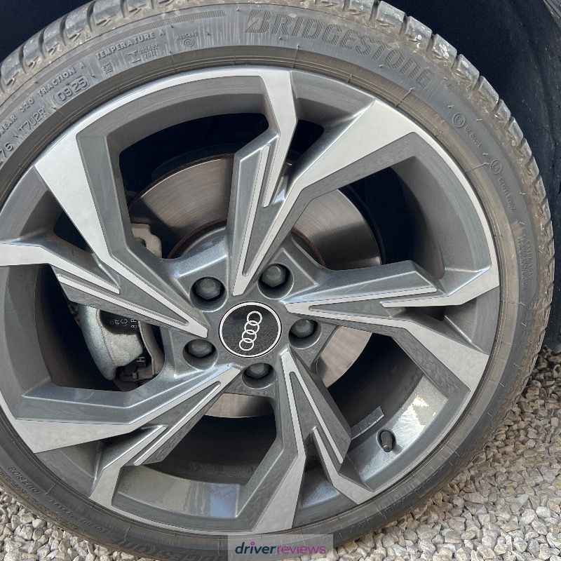 Image #5; Bridgestone Turanza T005, 225/40 R18 Y; Audi A3