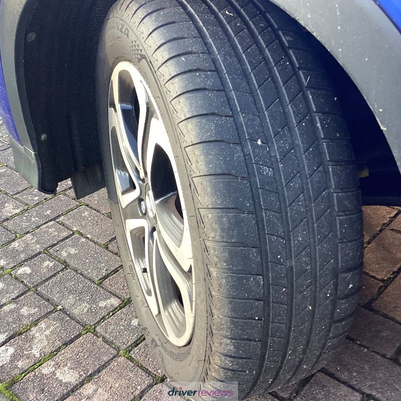 Bridgestone Turanza T005 215/55 R17 at Blackcircles.com