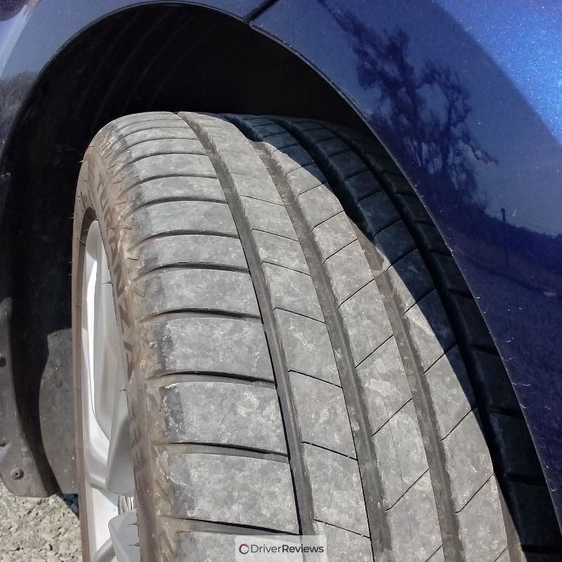 Image #2; Bridgestone Turanza T005, 225/45 R17 Y; Volkswagen Golf