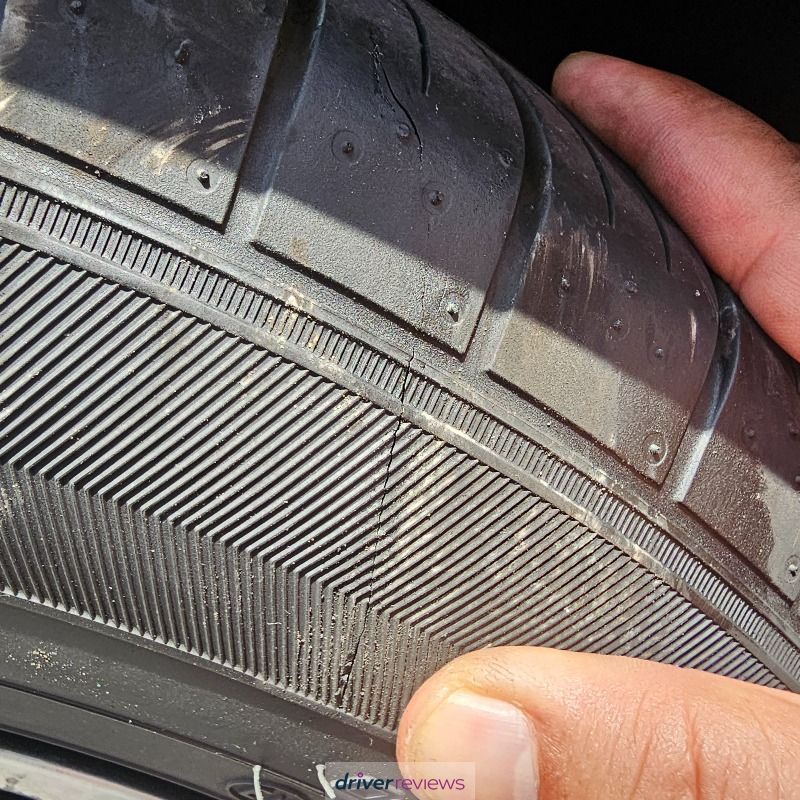 صورة #1; {{tyre}؛ Kia Sportage