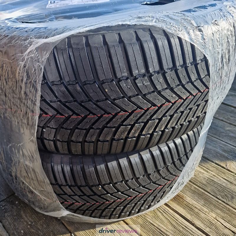 Image #8; Bridgestone Weather Control A005 EVO, 255/55 R18 V; Volkswagen Touareg