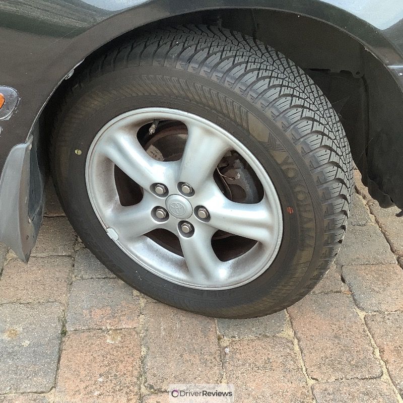 Yokohama BluEarth-4S AW21 195/65 R15 at Blackcircles.com