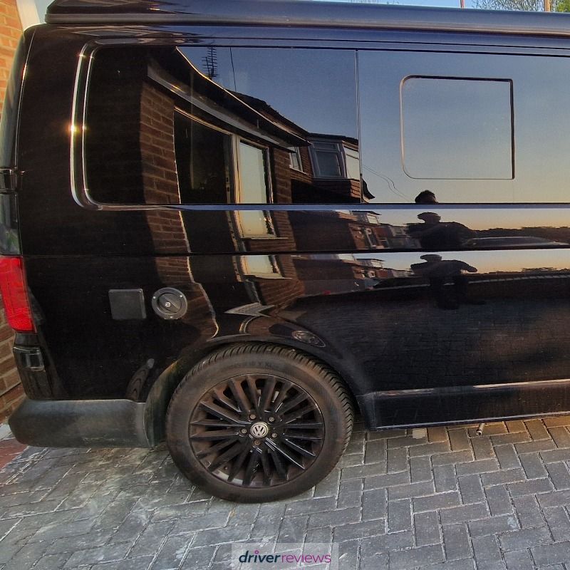 Image #1; Continental AllSeason Contact 2, 255/45 R18 Y; Volkswagen Transporter