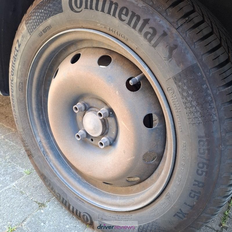 Image #2; Continental AllSeasonContact 2, 185/65 R15 T; Dacia Logan