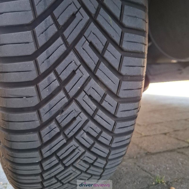 Image #3; Continental AllSeasonContact 2, 185/65 R15 T; Dacia Logan