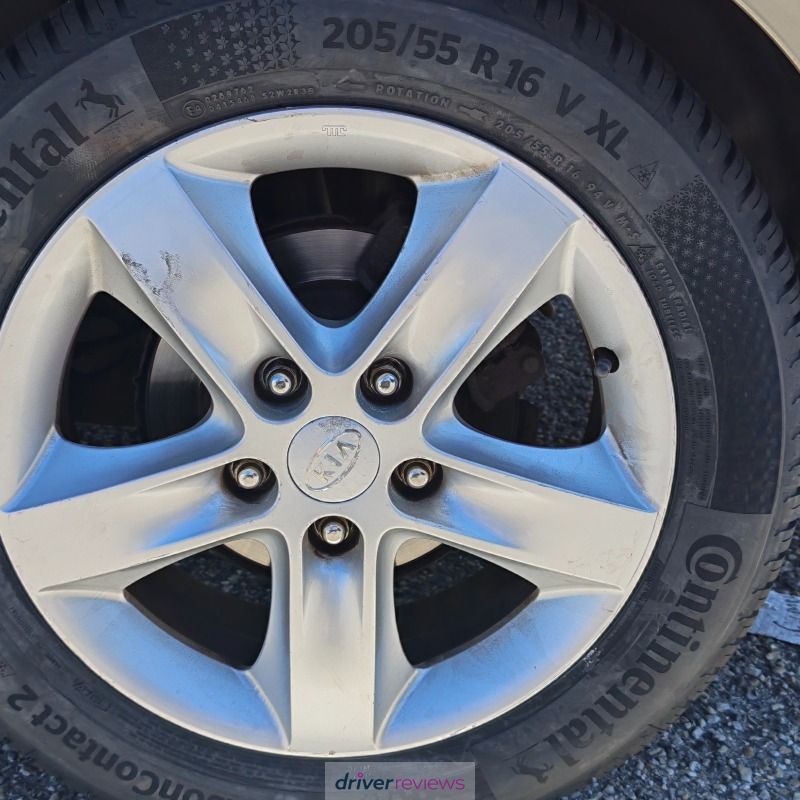 Image #7; Continental AllSeasonContact 2, 205/55 R16 V; Kia Ceed