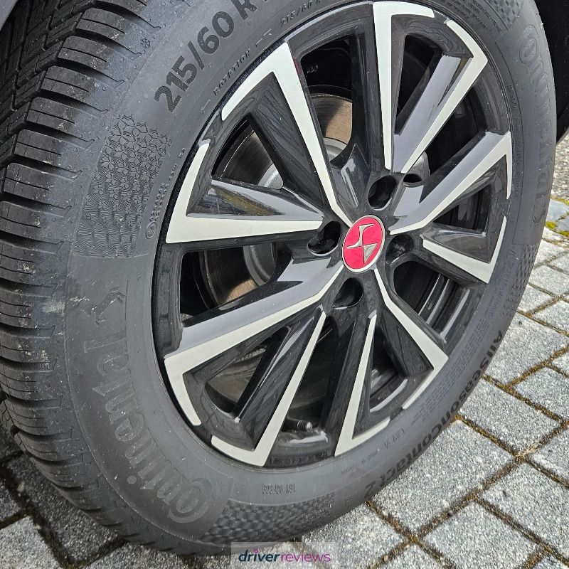Image #10; Continental AllSeasonContact 2, 215/60 R17 H; DS DS 3 E-Tense