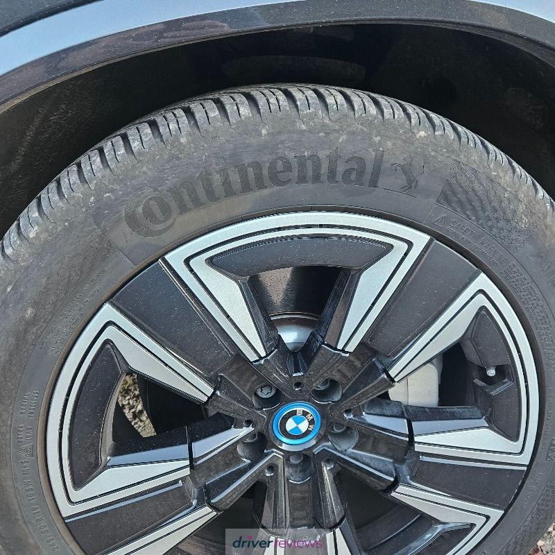 Image #8; Continental AllSeasonContact 2, 245/50 R19 W; BMW iX3