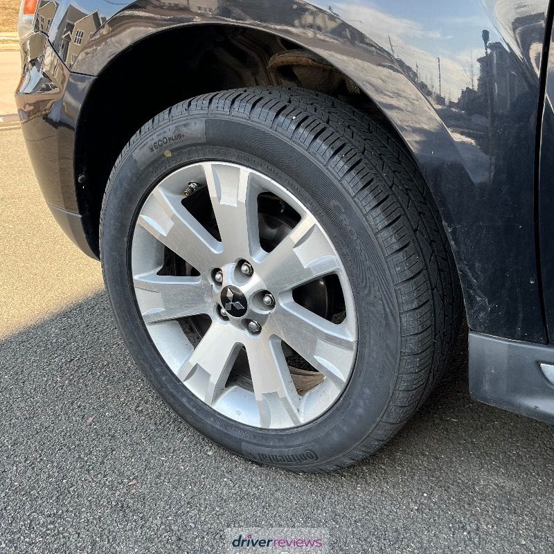 CONTINENTAL CrossContact LX25 265/45 R20 108H tires | Blackcircles.ca