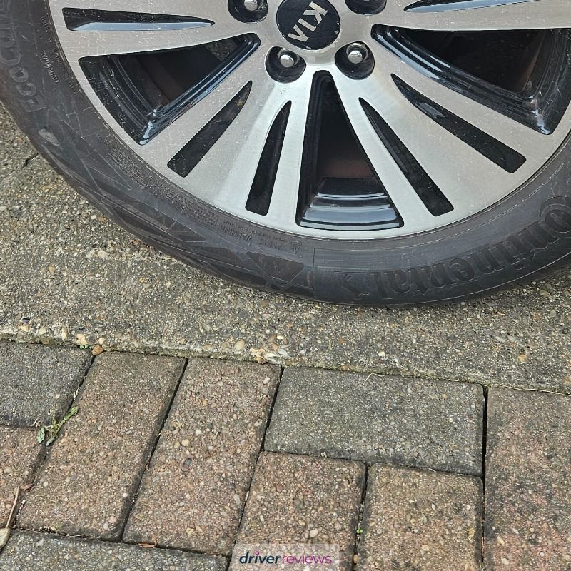Image #1; Continental EcoContact 6, 235/55 R18 V; Kia Sportage