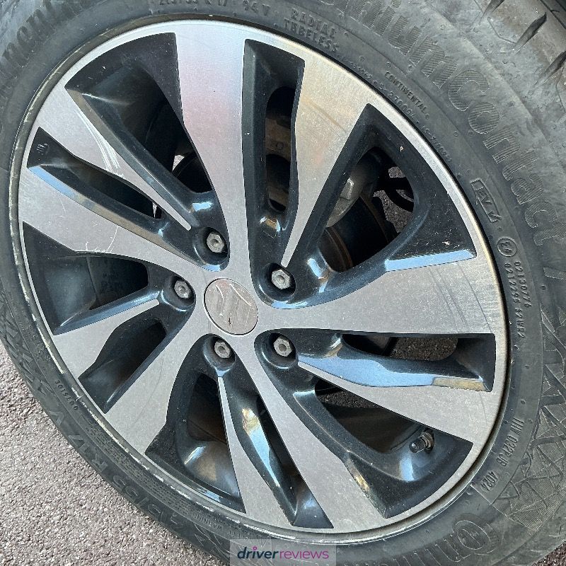 Image #5; Continental PremiumContact 7, 215/55 R17 V; Suzuki SX4