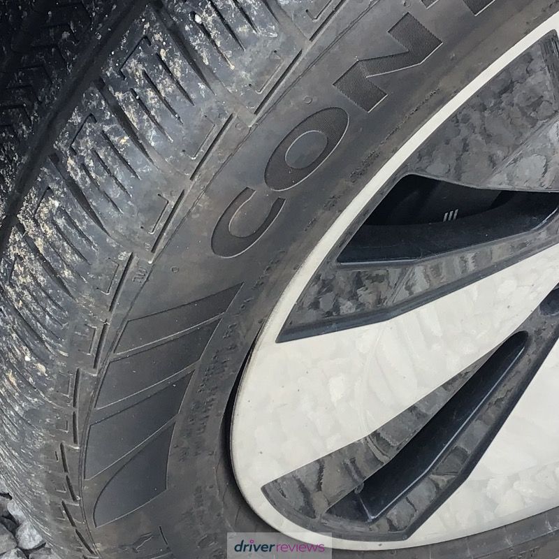 Continental Sport Contact 5 SUV 235/55 R19 at Blackcircles.com