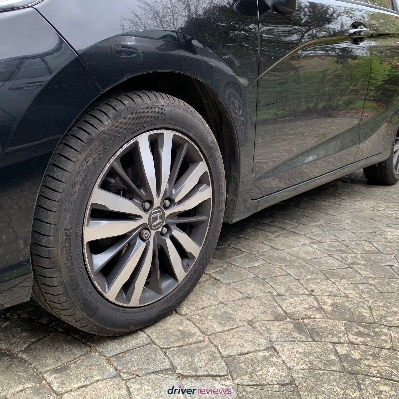 Continental Ultra Contact 165/70 R14 at Blackcircles.com