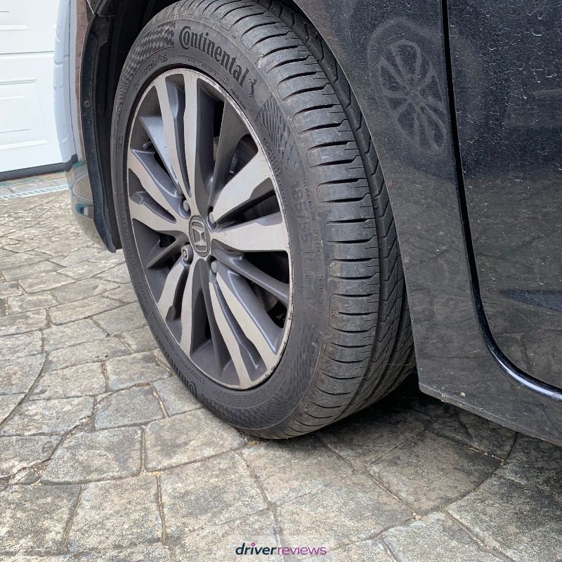 Continental Ultra Contact 165/70 R14 at Blackcircles.com