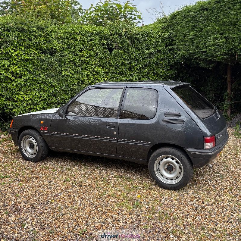Image #1; Continental UltraContact, 185/60 R14 H; Peugeot 205