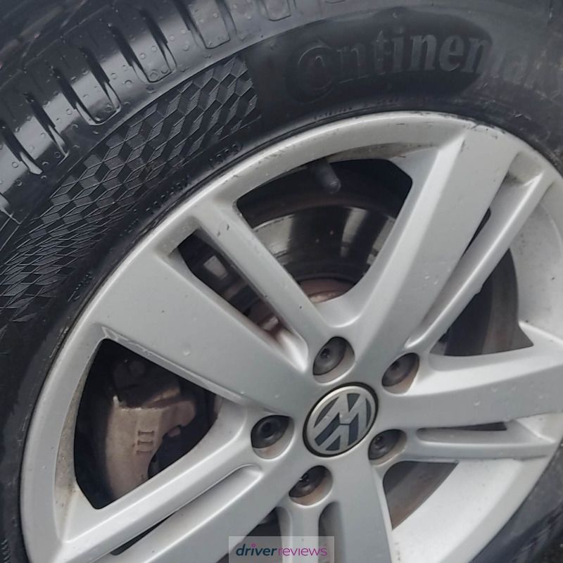 Image #10; Continental UltraContact, 195/55 R15 H; Volkswagen Polo