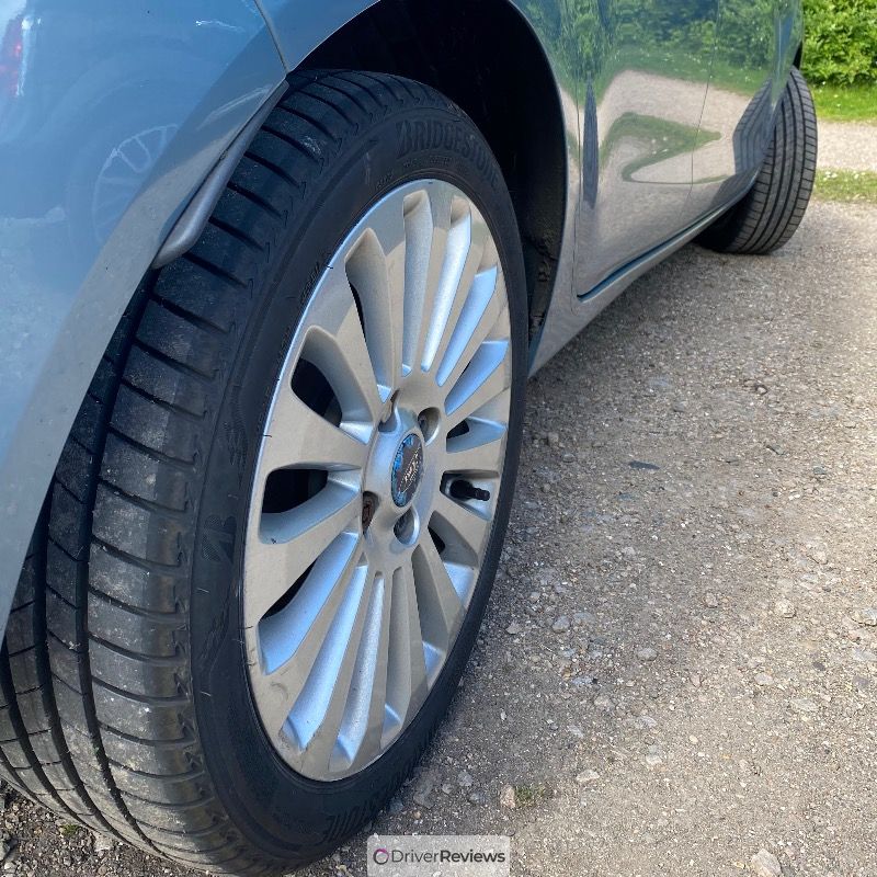 Image #1; Bridgestone Turanza T005, 195/45 R16 V; Ford Fiesta