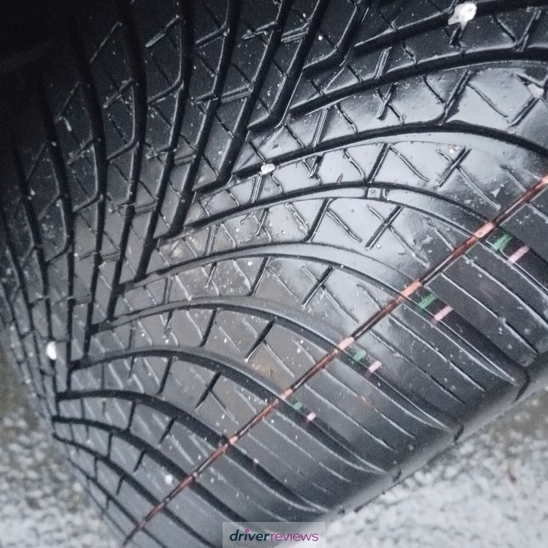 Image #1; Dunlop All Season 2, 235/45 R17 Y; Volvo S60