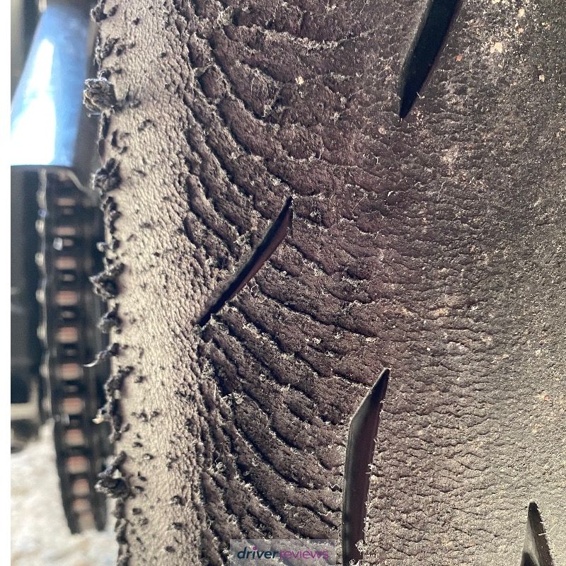 Image #2; Dunlop GP RACER D212, 120/70 R17 W;  