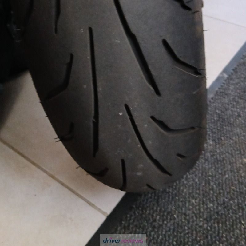 Image #1; Dunlop QUALIFIER CORE, 180/55 R17 W;  