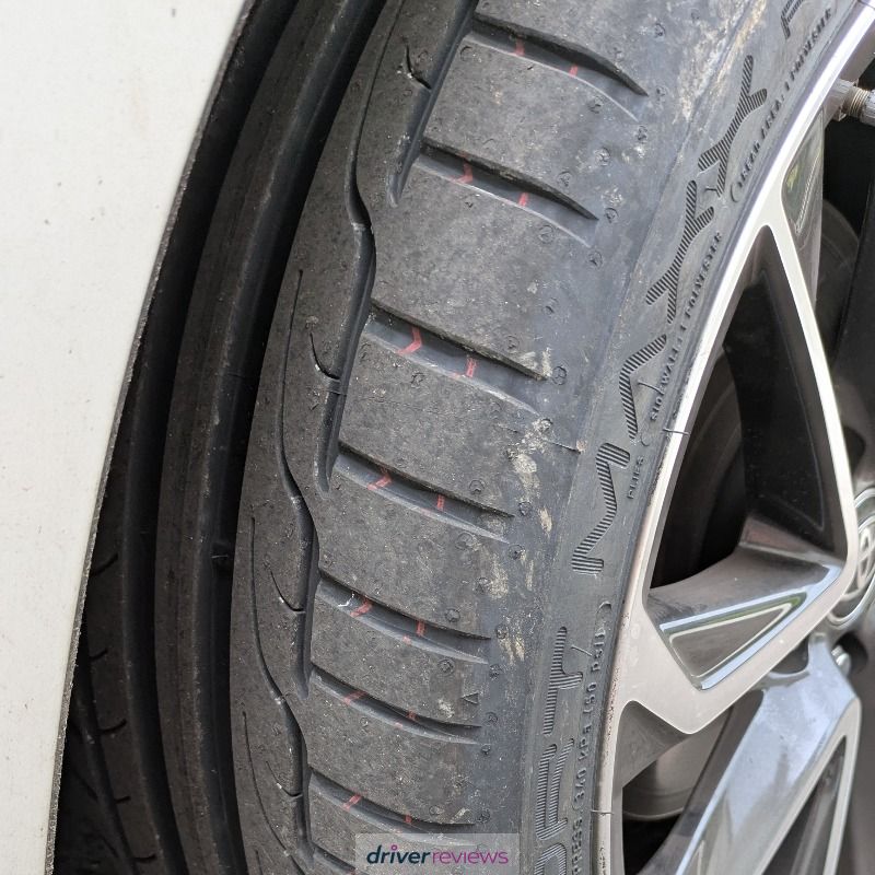 Image #2; Dunlop SP Sport Maxx RT, 225/40 R18 Y; Toyota Corolla