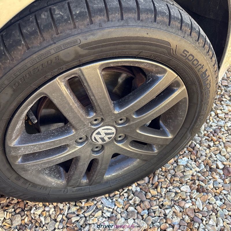 Dunlop Sport BluResponse 195/50 R16 at Blackcircles.com