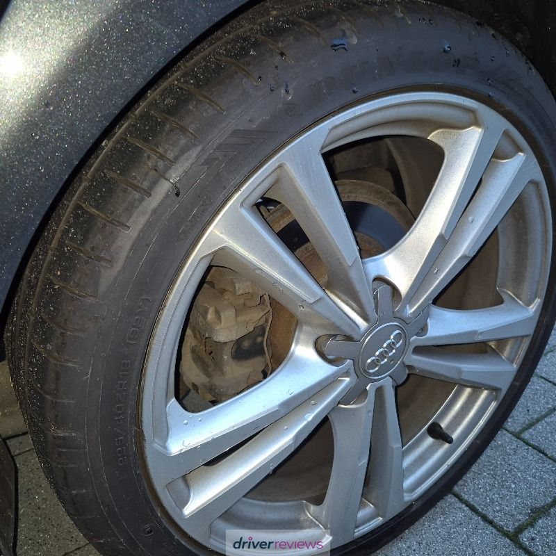 Dunlop Sport Maxx RT 2 275/35 R19 at Blackcircles.com