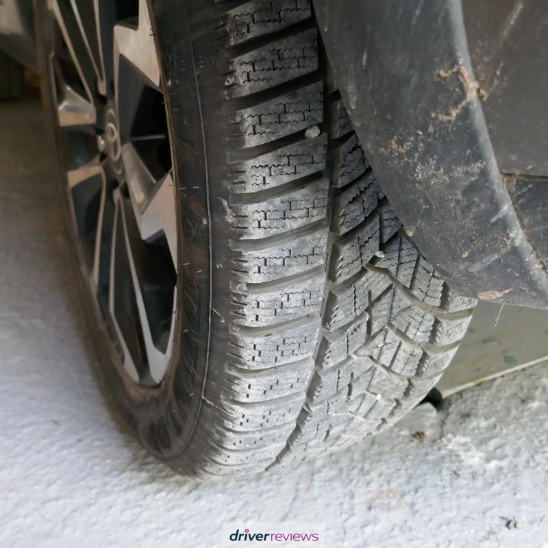 Image #2; Dunlop Winter Sport 5, 215/55 R17 V; Toyota Yaris