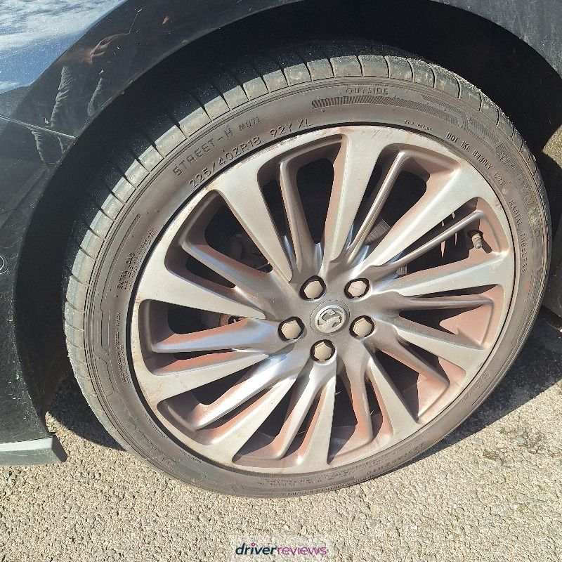 Image #2; Dynamo Street-H MU71, 225/40 R18 Y; Vauxhall Astra