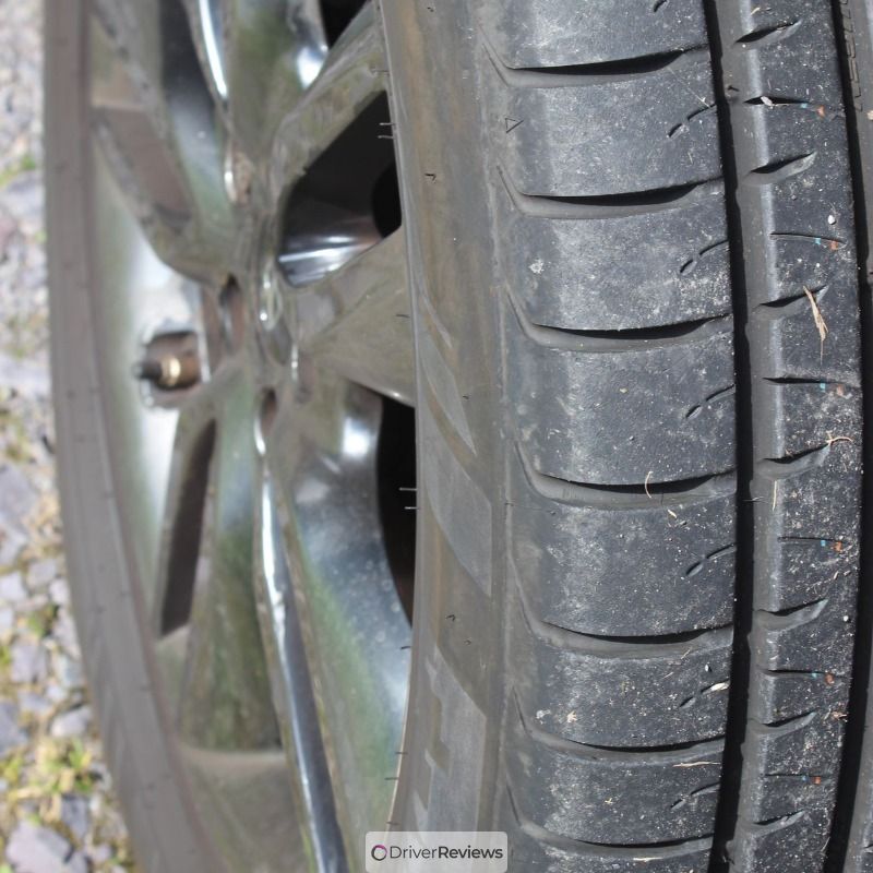 Kumho Crugen HP91 235/55 R19 W tyres