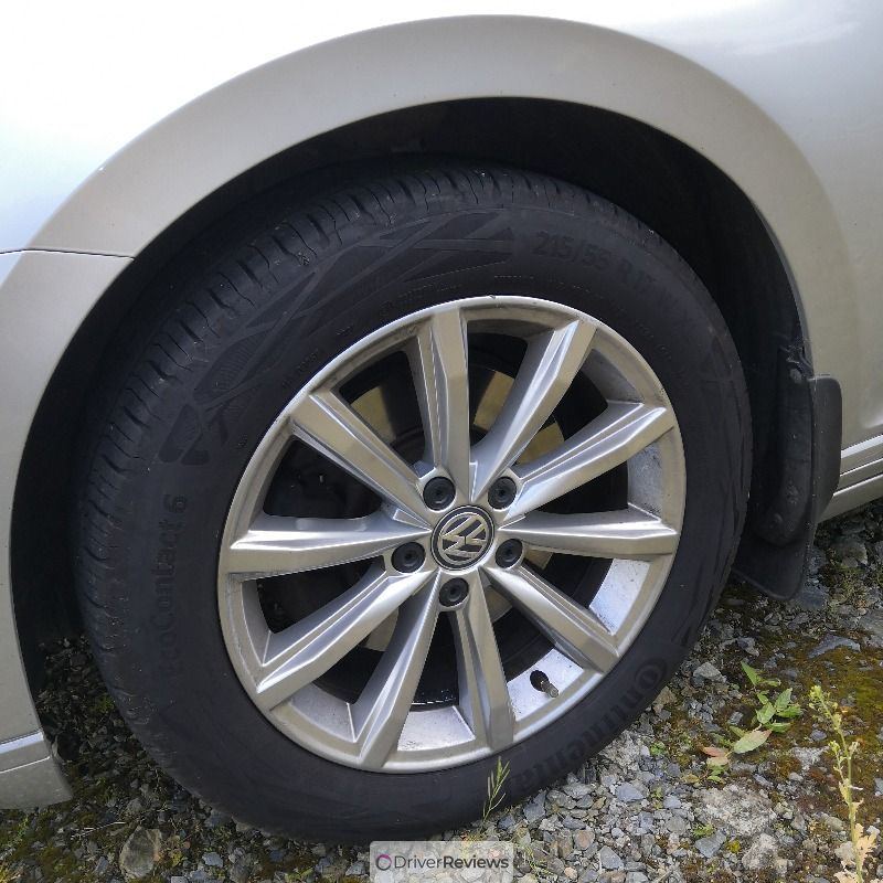 Image #2; Continental EcoContact 6, 215/55 R17 W; Volkswagen Passat