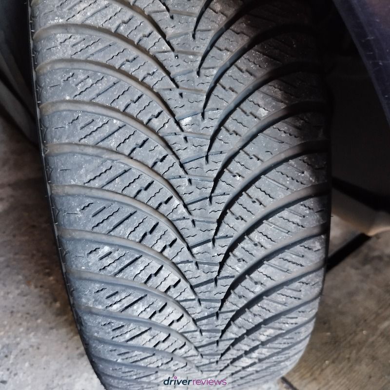 Image #1; Falken Euroallseason AS-210, 215/45 R17 W; Alfa Romeo 156