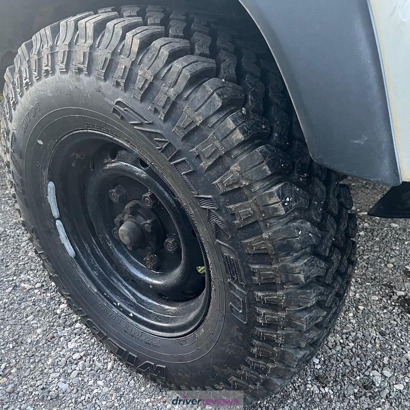 Falken ファルケン ワイルドピークM/T 35x12.5R17 走行少 Wildpeak M