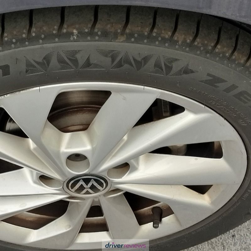 Image #1; Falken ZIEX ZE320, 195/55 R16 V; Volkswagen Polo