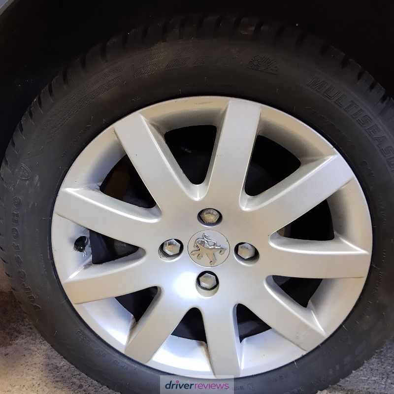 Image #2; Firestone Multiseason 2, 195/55 R16 V; Peugeot 207